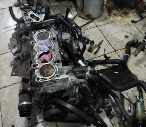 Ford Focus 1 Kasa 1.6 Benzinli Çıkma Yarım Motor 1999 - 2005